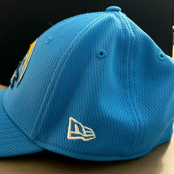 Los Angeles Chargers AFC cap. S/M - Picture 2 of 7